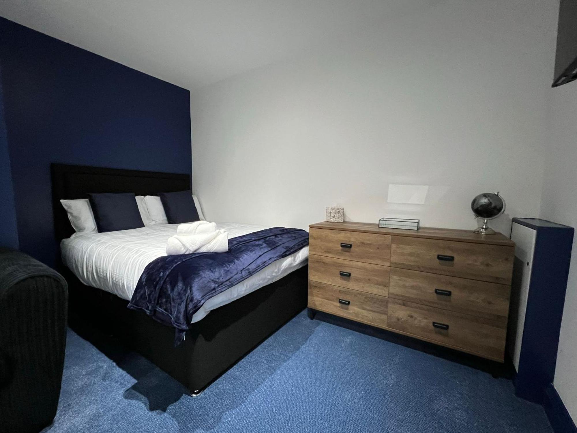 Newly Refurbished 6 Person En-Suite Apartment Tyne & Wear Newcastle Upon Tyne Killingworth Buitenkant foto