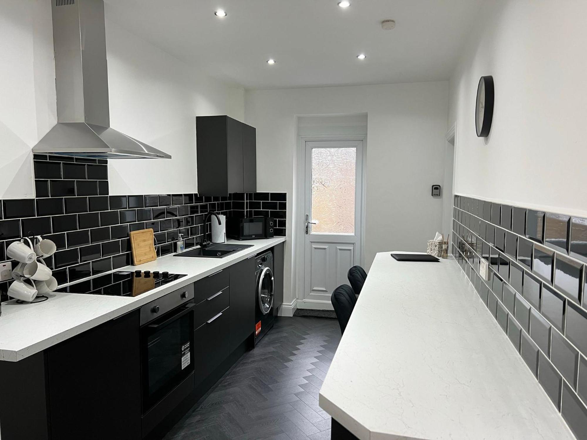 Newly Refurbished 6 Person En-Suite Apartment Tyne & Wear Newcastle Upon Tyne Killingworth Buitenkant foto